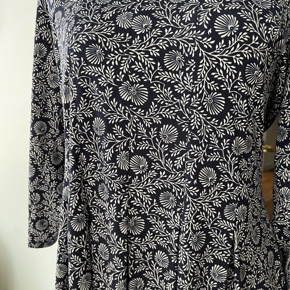 Max Studio Large - Picture 2 of 6